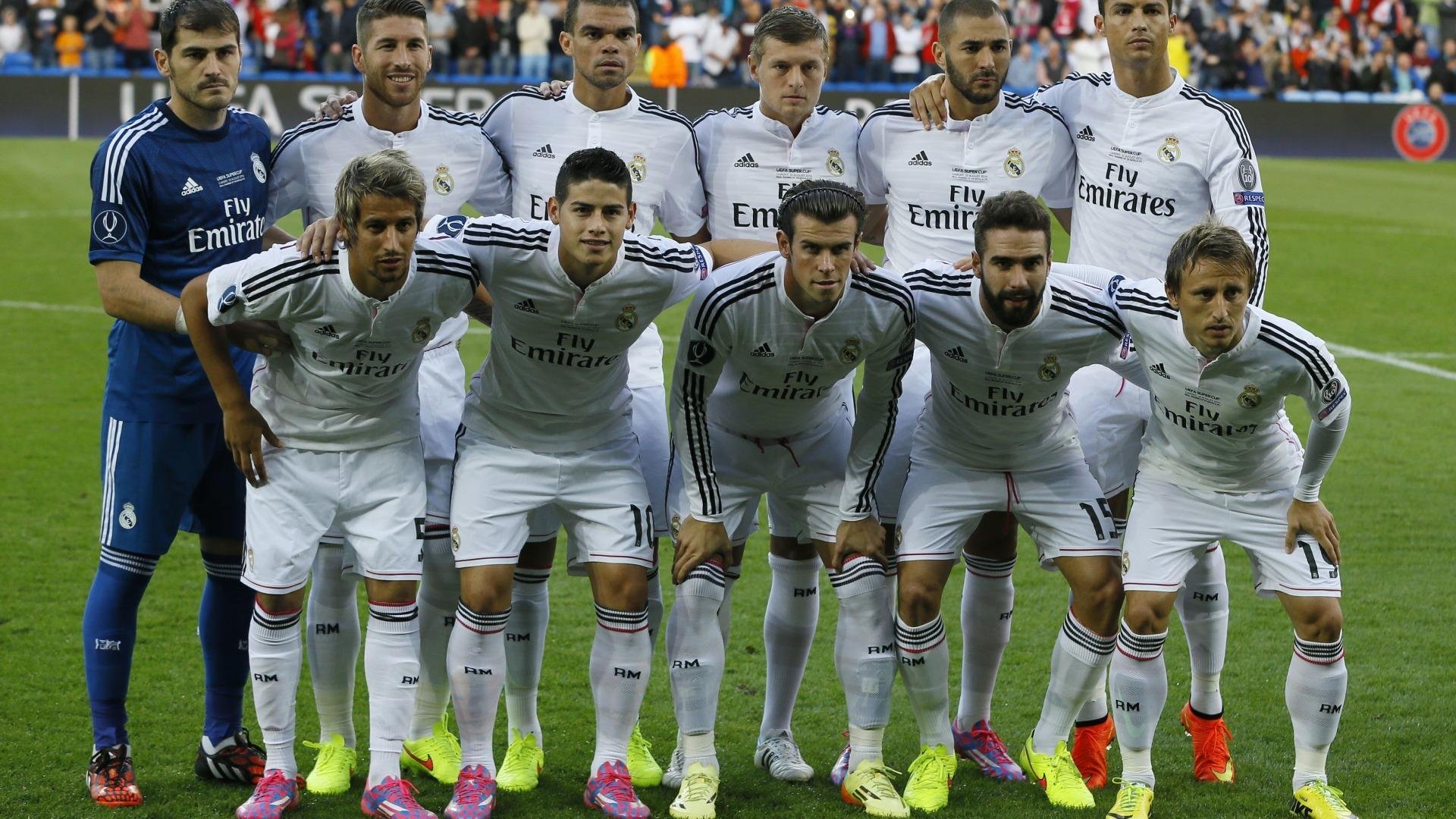 DB电竞解说-当几内亚遇上拜仁，范戴克点燃的，不止是赛场